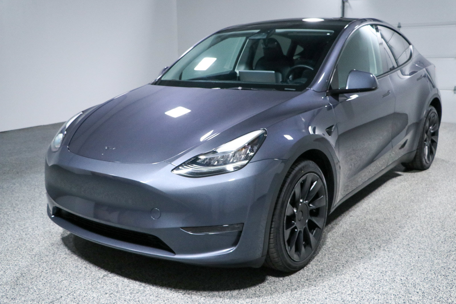 Used 2023 Tesla Model Y Long Range AWD/4WD image 26