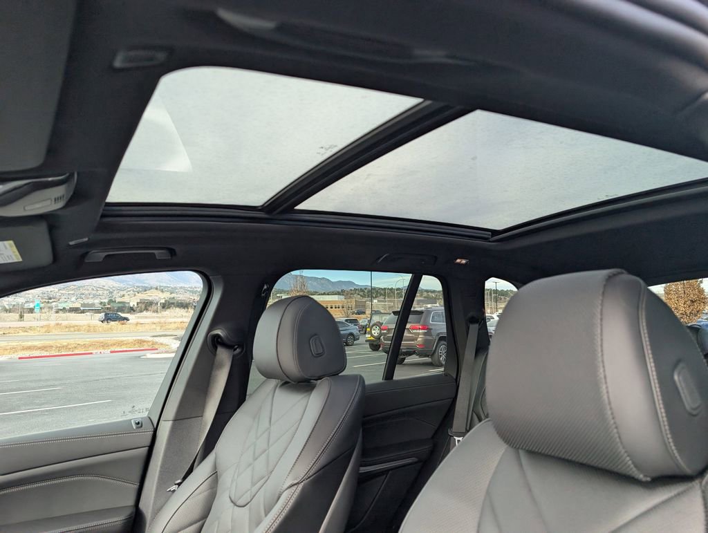 New 2026 BMW X5 xDrive50e w/ M Sport Package image 12