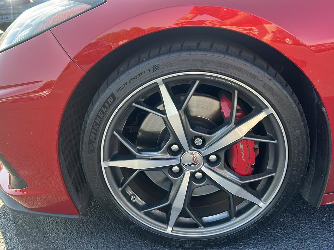 Used 2021 Chevrolet Corvette Stingray Preferred Conv w/ Z51 Performance Package RWD image 9