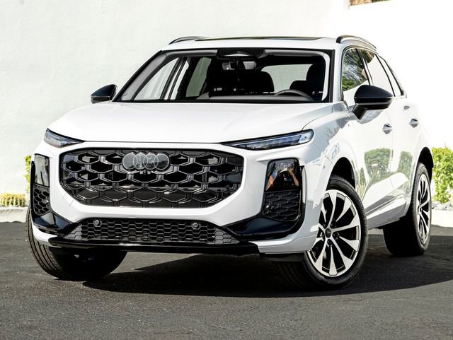New 2026 Audi Q3 quattro 2.0T