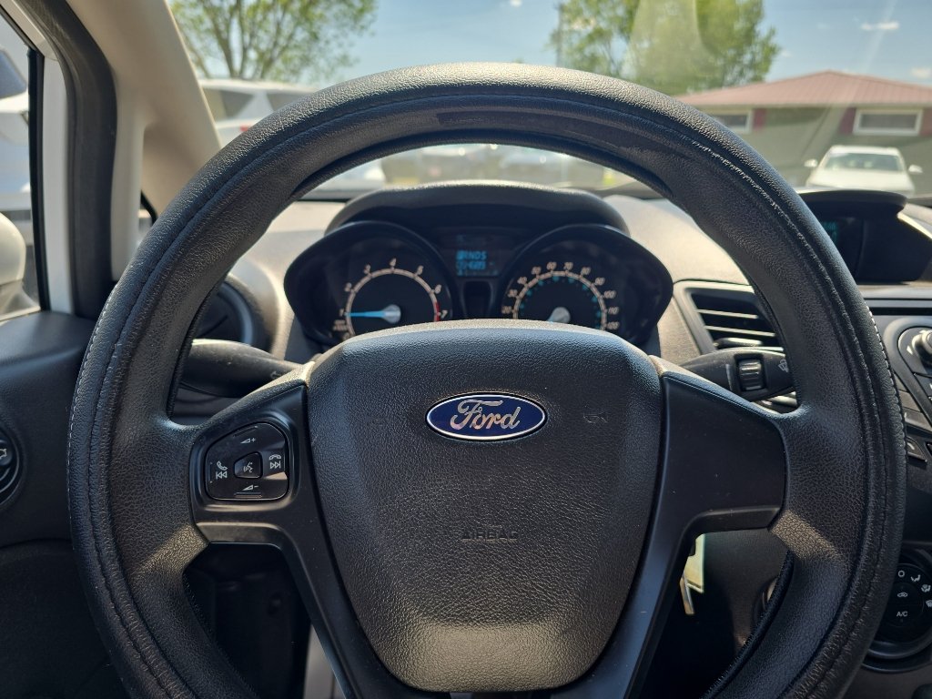 Used 2015 Ford Fiesta S FWD image 18