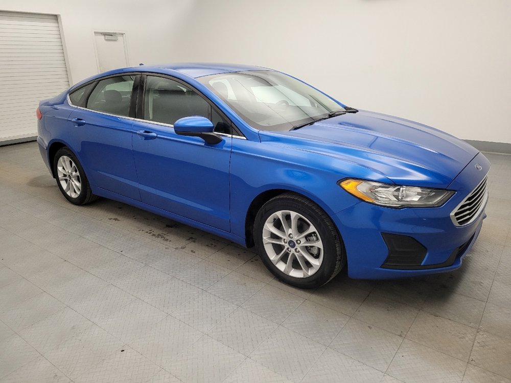 Used 2020 Ford Fusion SE image 11