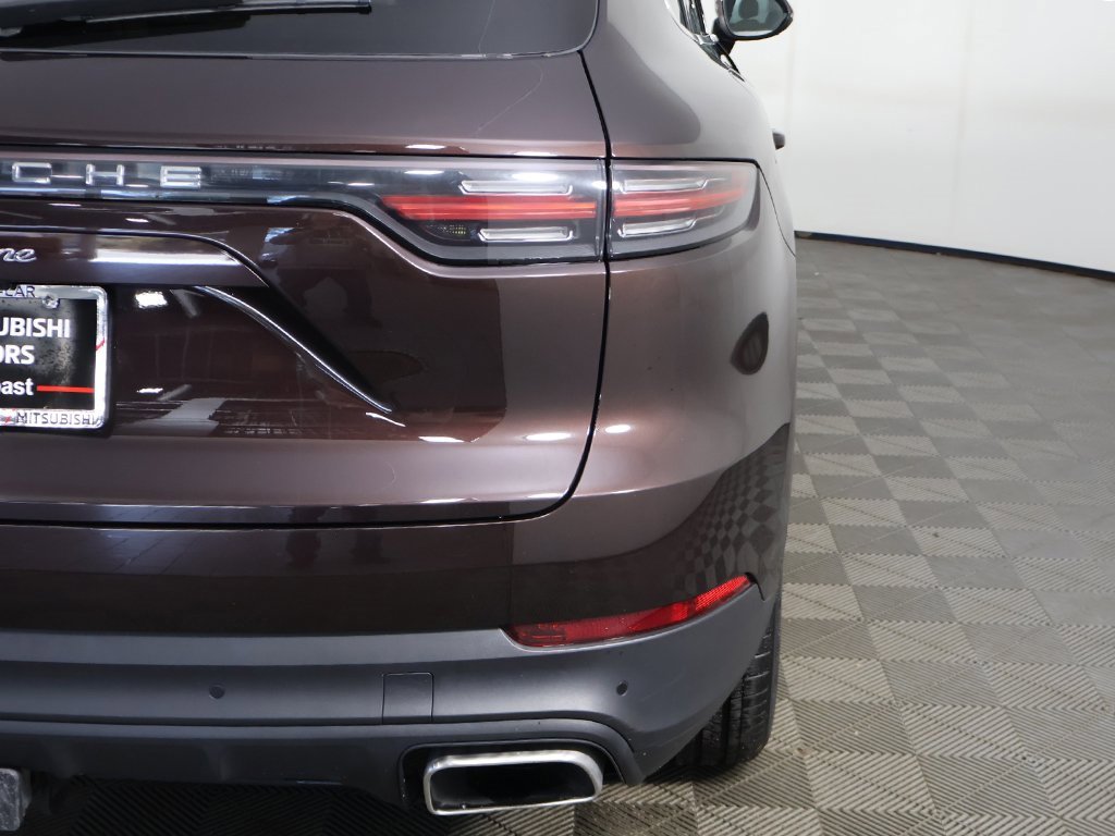 Used 2022 Porsche Cayenne image 21