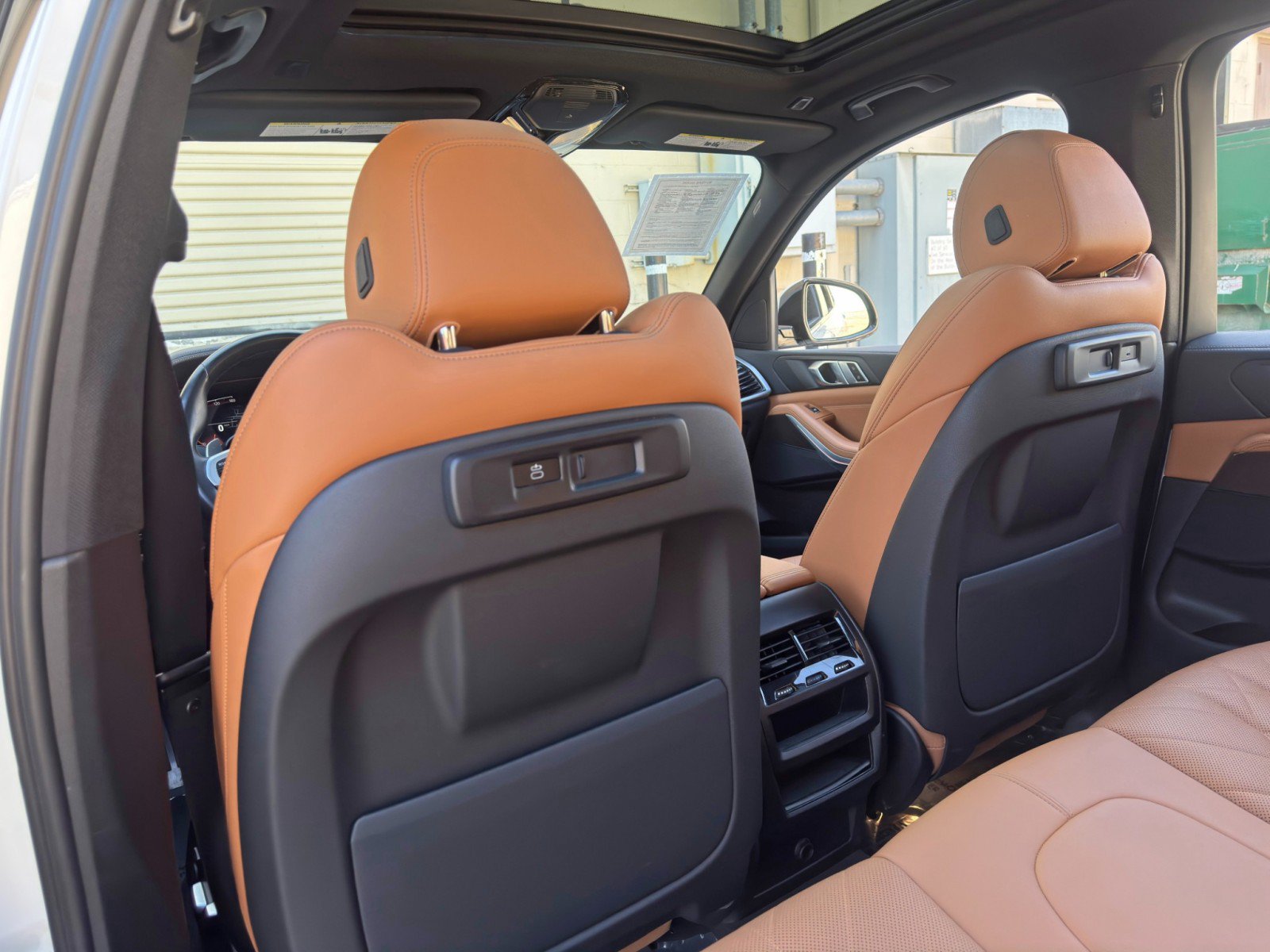 Used 2023 BMW X5 sDrive40i w/ M Sport Package RWD image 37