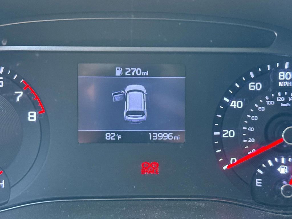 Used 2021 Kia Soul LX image 2