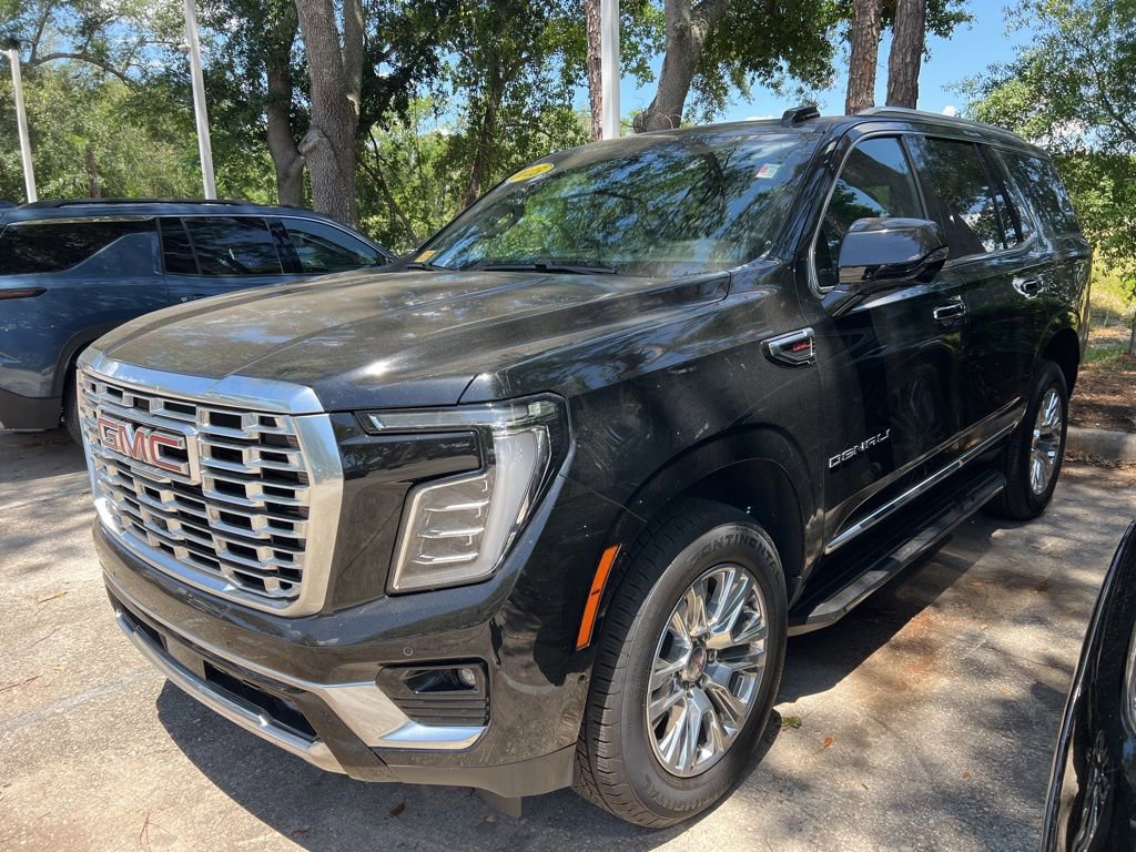 Used 2025 GMC Yukon Denali AWD/4WD image 1