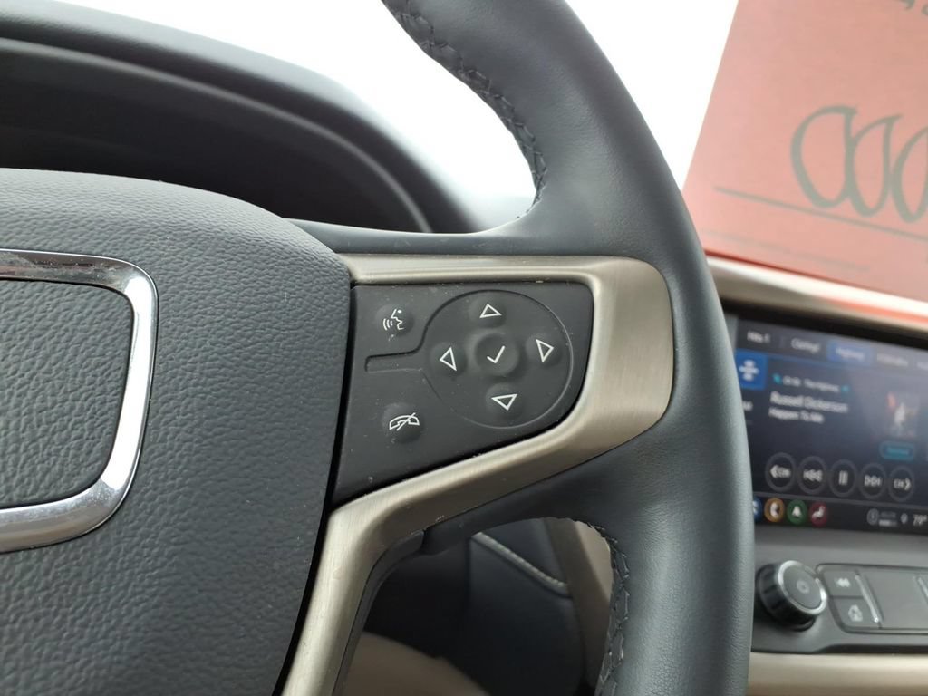 Used 2023 GMC Acadia Denali w/ Denali Technology Package AWD/4WD image 18
