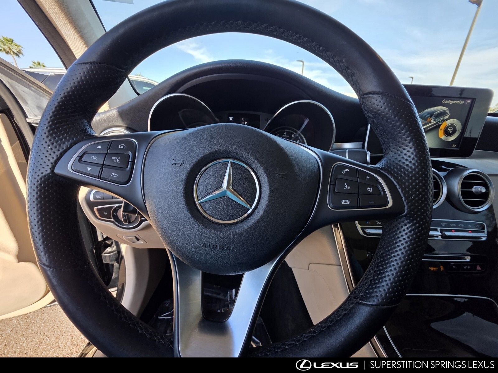 Used 2019 Mercedes-Benz GLC 300 4MATIC image 22