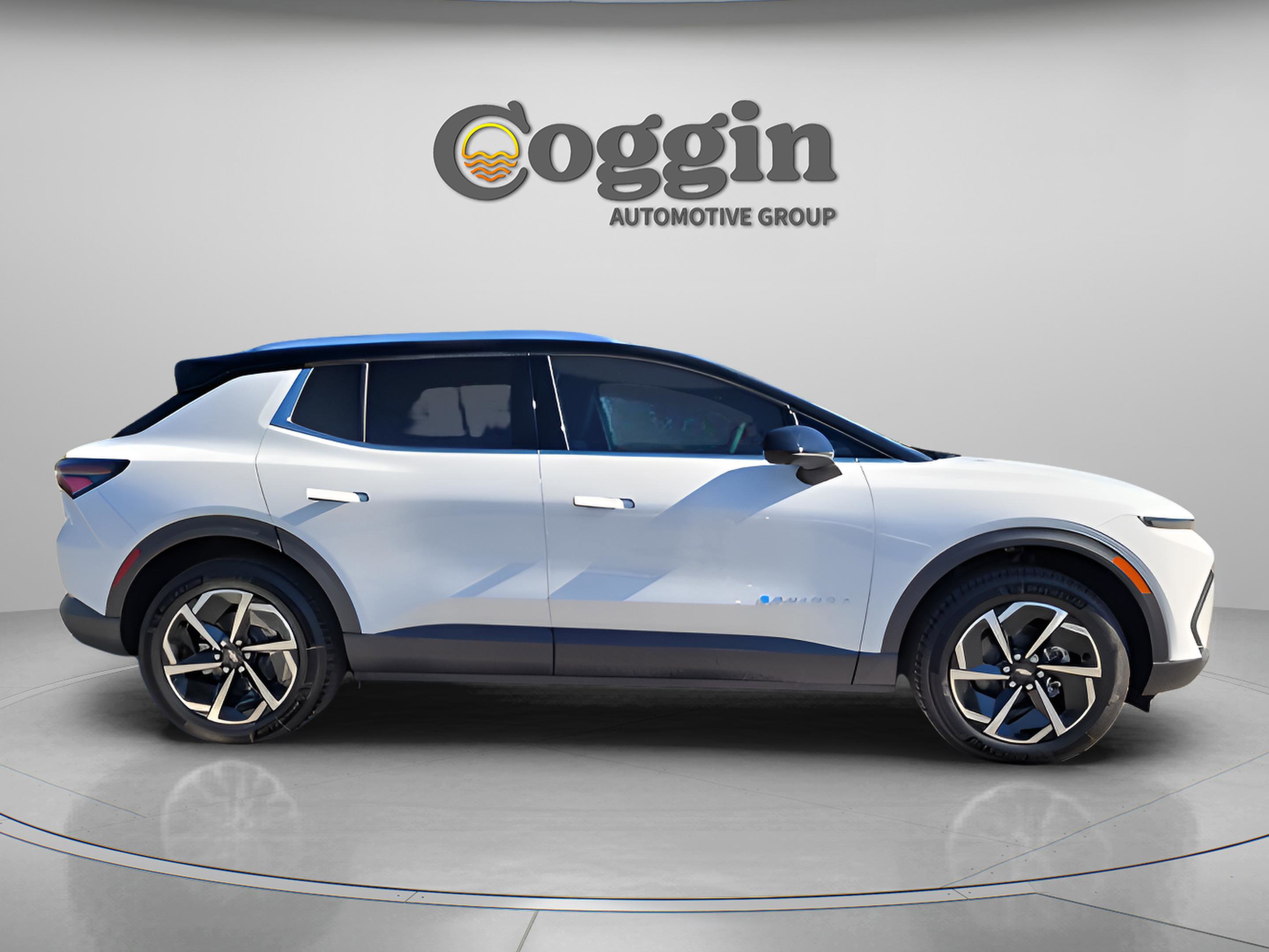 New 2026 Chevrolet Equinox EV LT image 5