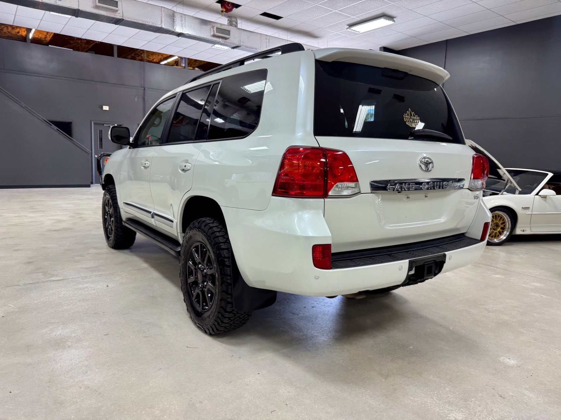 Used 2015 Toyota Land Cruiser image 5