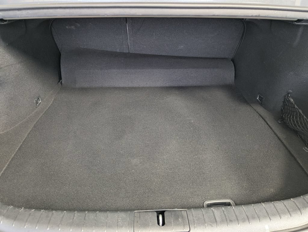 Used 2019 Genesis G70 3.3T Advanced RWD image 23