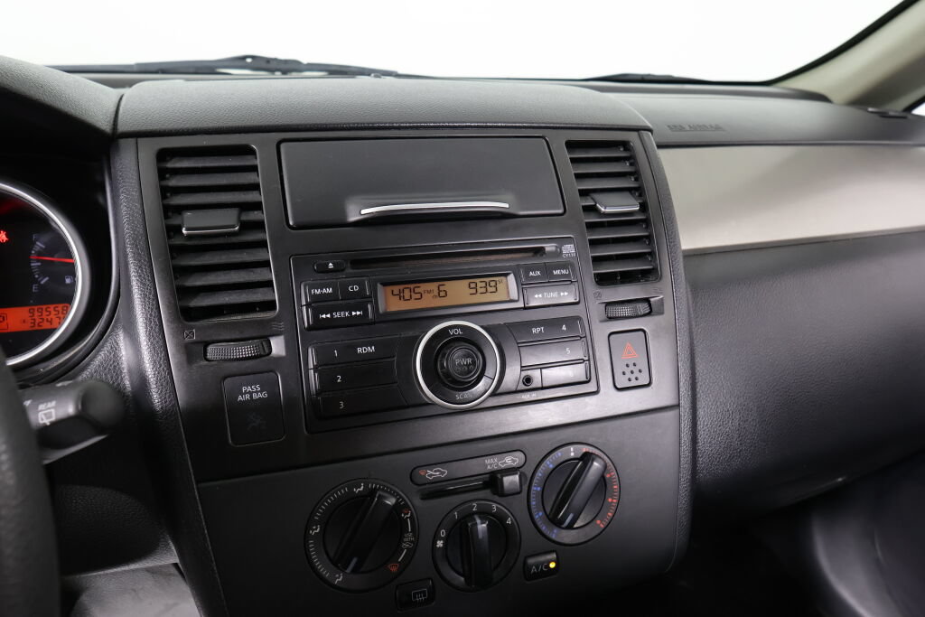 Used 2011 Nissan Versa 1.8 S w/ PWR Plus Pkg FWD image 34