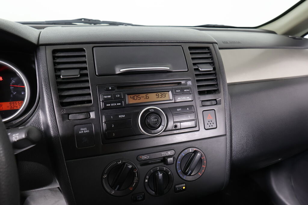 Used 2011 Nissan Versa 1.8 S w/ PWR Plus Pkg image 34