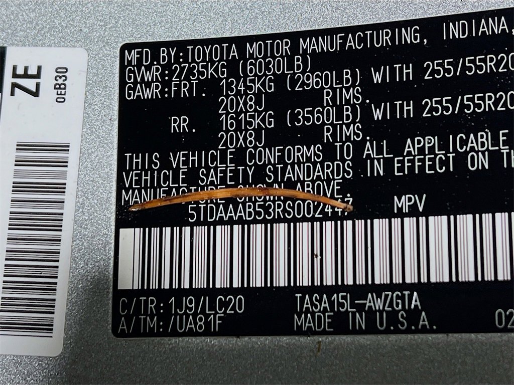 Used 2024 Toyota Grand Highlander Limited image 29