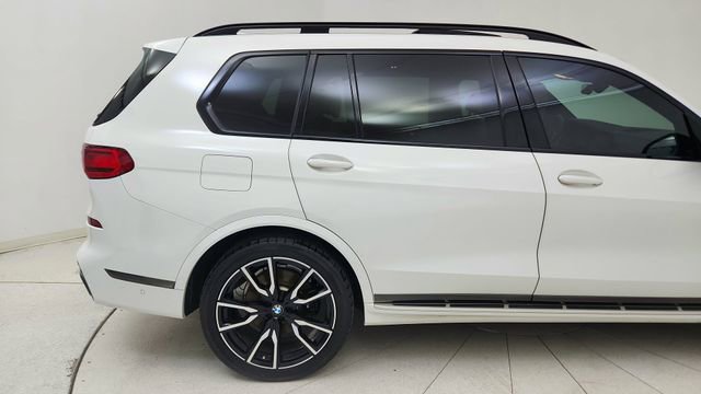 Used 2021 BMW X7 xDrive40i w/ M Sport Package image 12