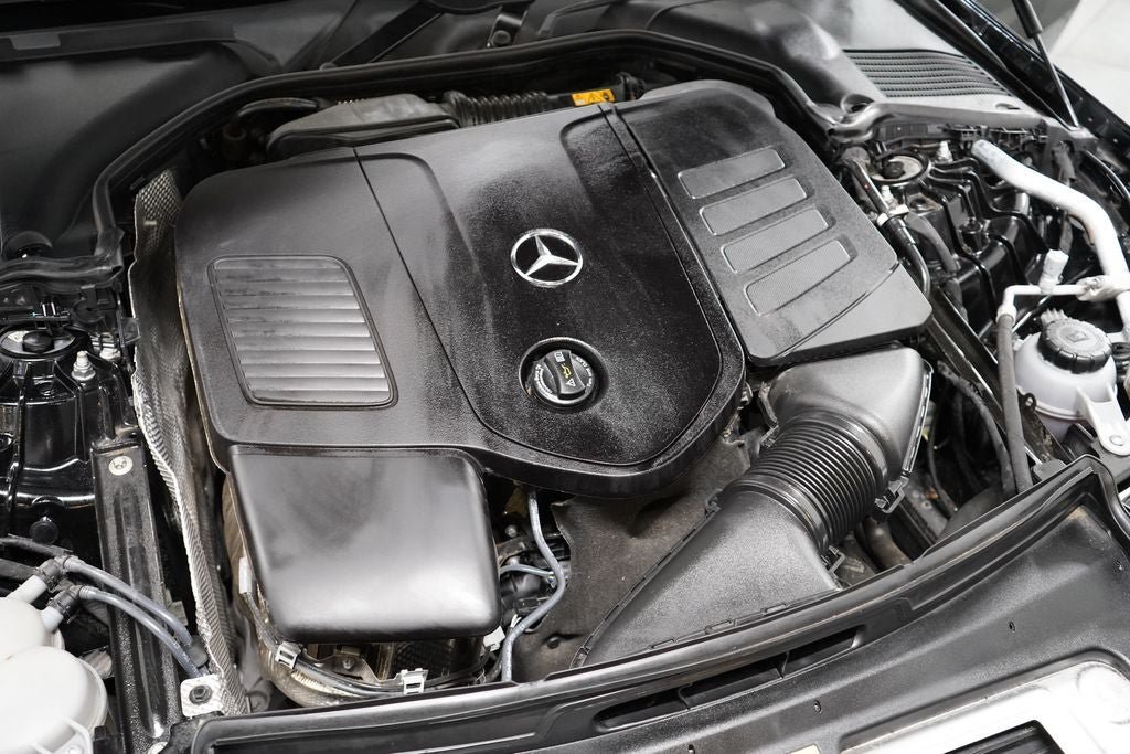 Used 2024 Mercedes-Benz C 300 4MATIC Sedan w/ Exclusive Trim Package image 31