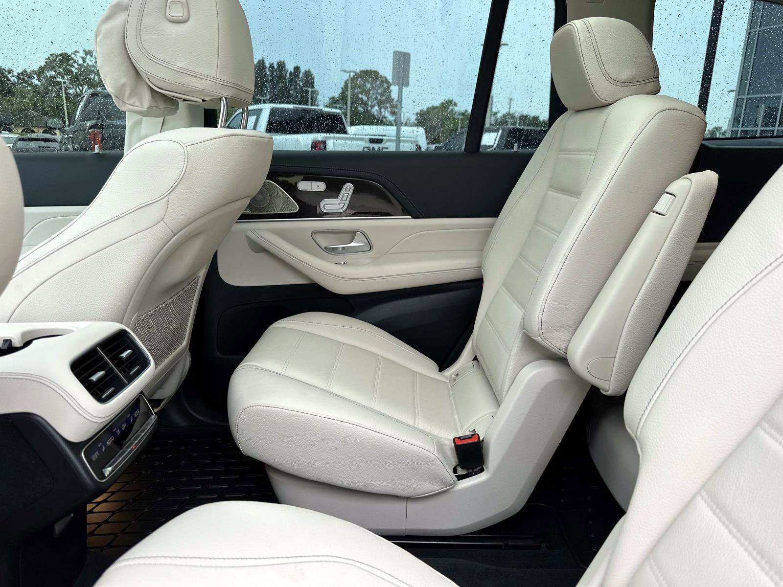 Certified 2025 Mercedes-Benz GLS 580 4MATIC image 14