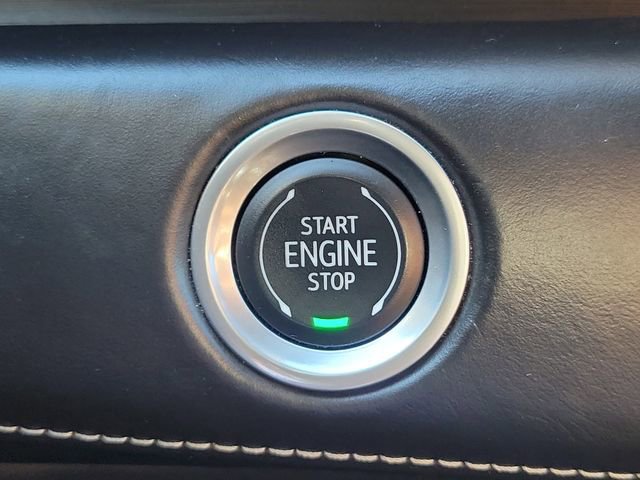 Used 2022 Cadillac Escalade ESV Sport Platinum w/ Heavy-Duty Trailer Package image 19