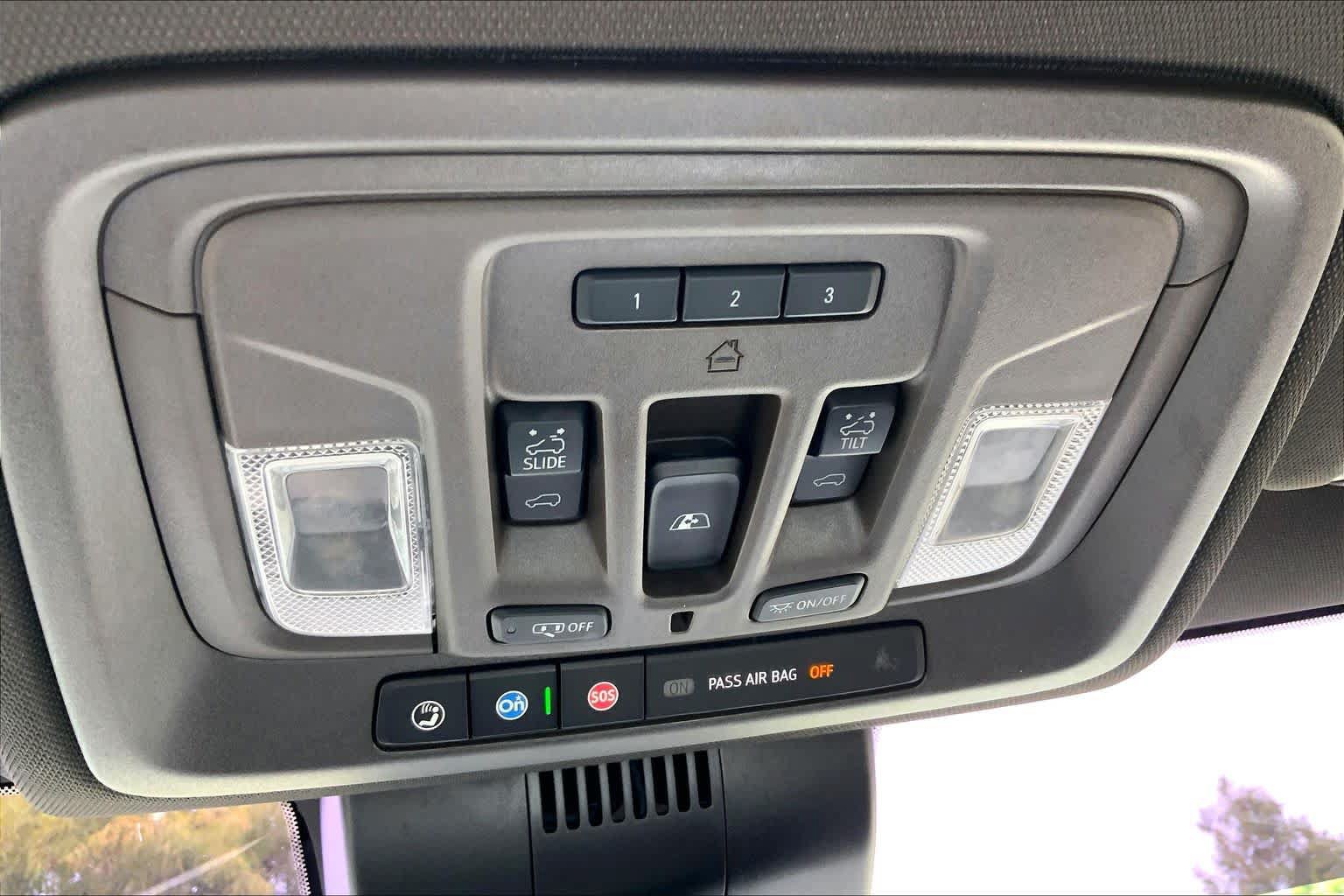 Used 2022 GMC Sierra 1500 Denali AWD/4WD image 34