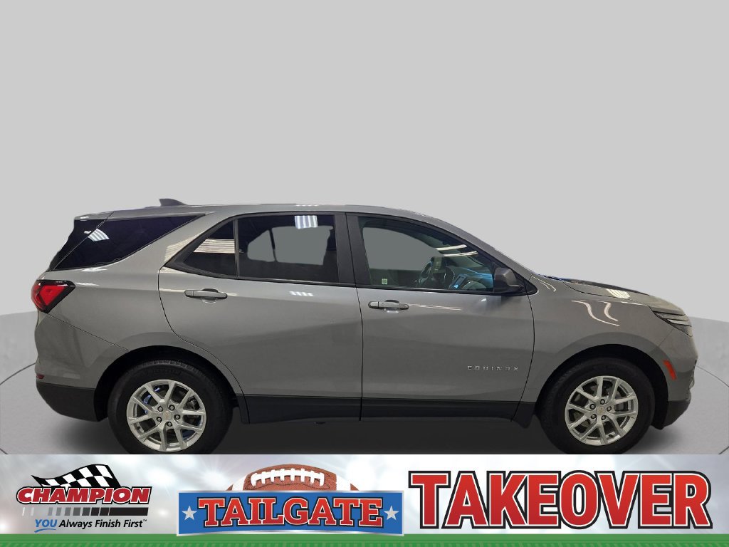 Used 2024 Chevrolet Equinox LS w/ LS Convenience Package FWD image 7