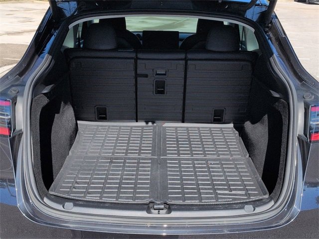 Used 2024 Tesla Model Y Long Range image 13