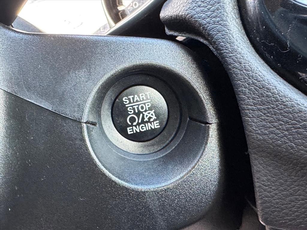 Used 2018 Jeep Compass Latitude image 24