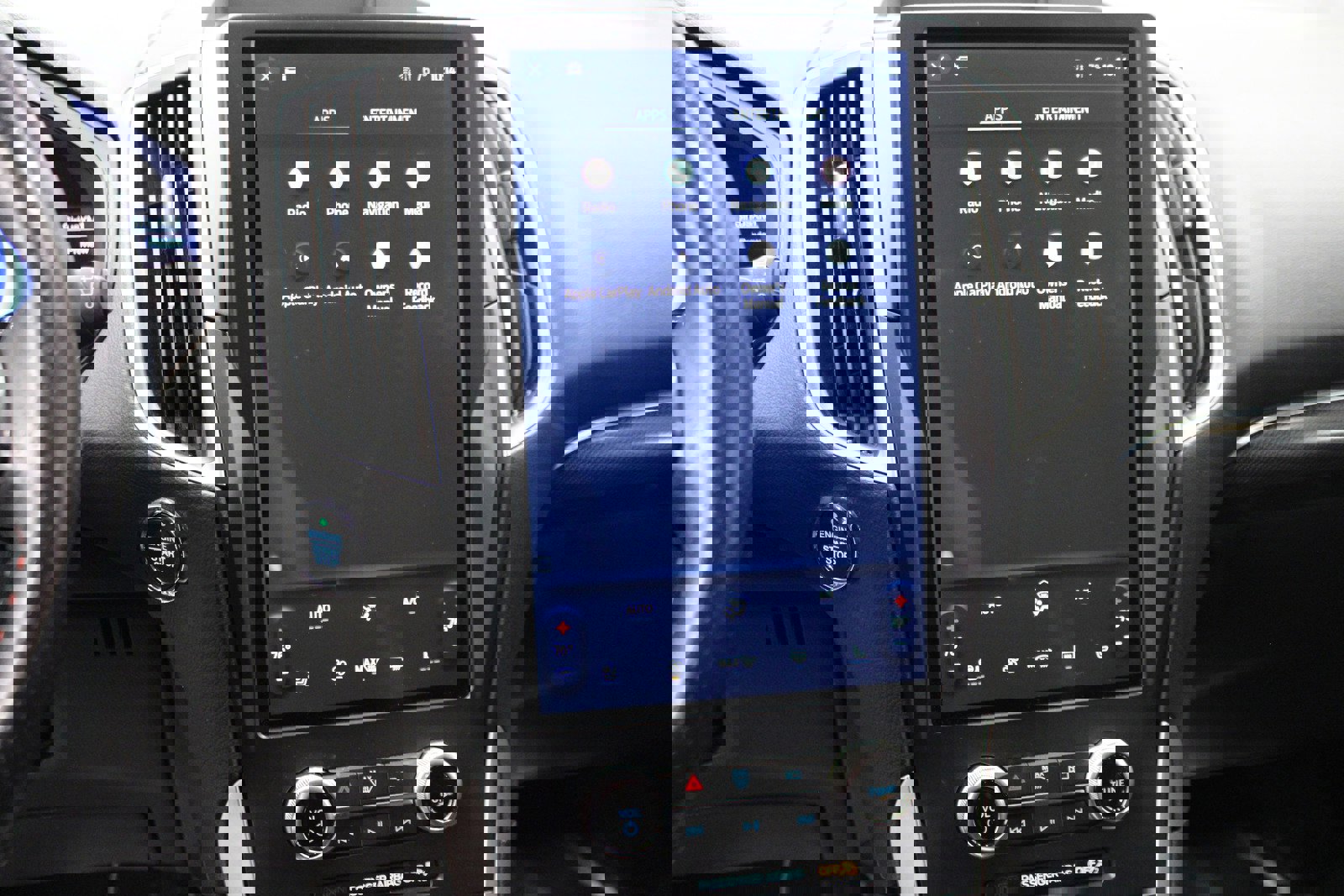 Used 2022 Ford Edge ST-Line image 25