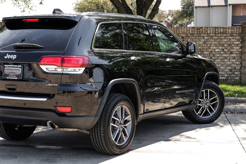 Used 2022 Jeep Grand Cherokee Limited w/ Tech Group AWD/4WD image 18