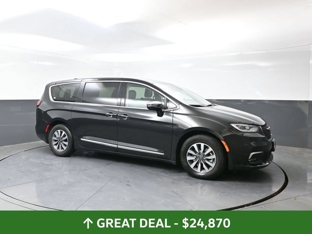 Used 2023 Chrysler Pacifica Limited FWD image 5
