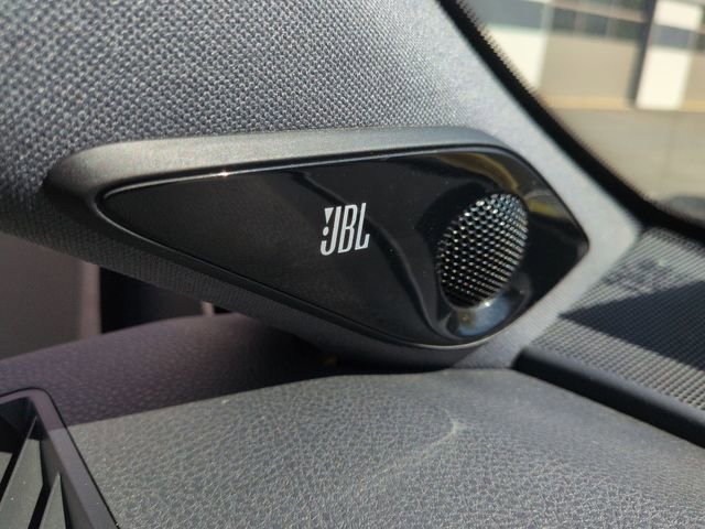 Used 2021 Toyota Avalon Touring image 25