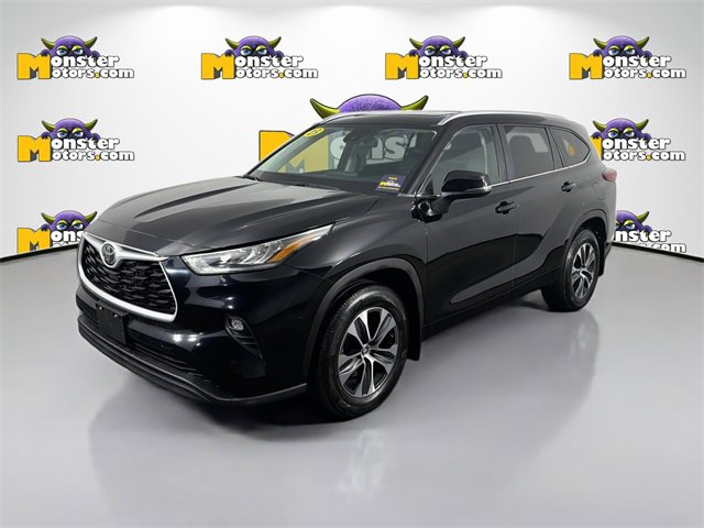 Used 2023 Toyota Highlander L image 1