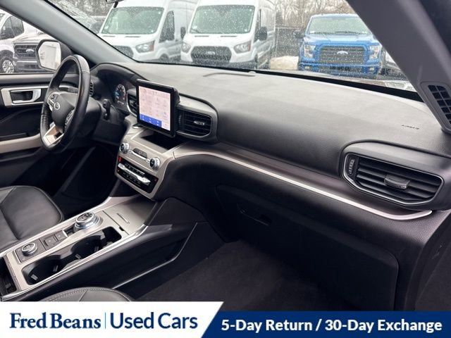 Certified 2022 Ford Explorer XLT w/ Equipment Group 202A AWD/4WD image 12