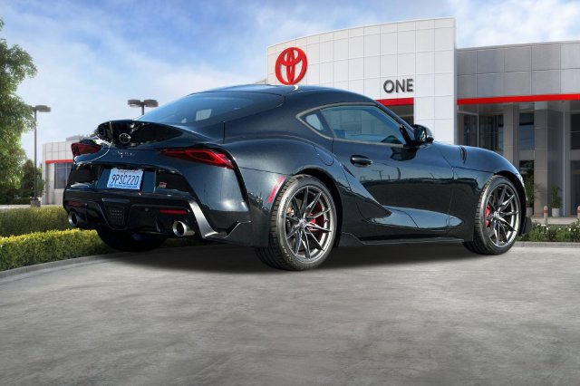 Used 2023 Toyota Supra Premium w/ Driver Assist Package RWD image 5