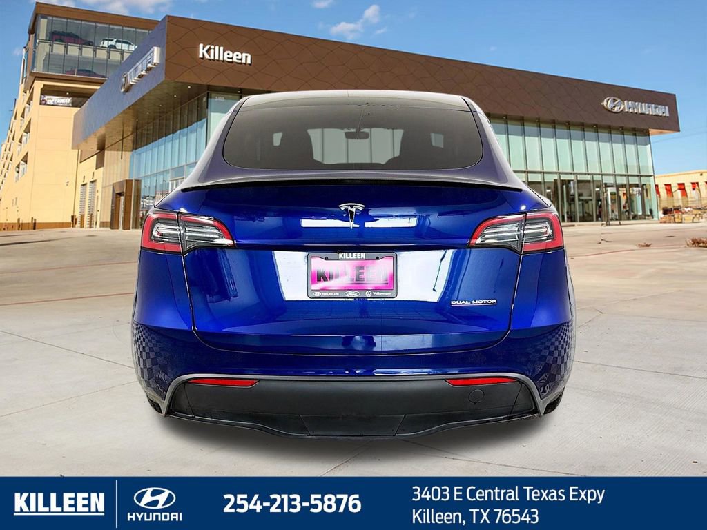 Used 2023 Tesla Model Y Performance image 8