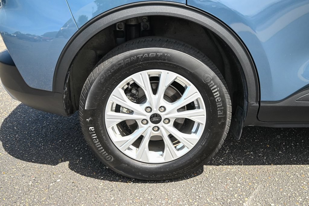 Certified 2025 Ford Escape Active w/ Cold Weather Package AWD/4WD image 14