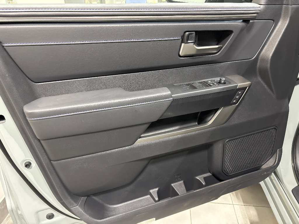 New 2026 Toyota Tundra Platinum AWD/4WD image 8