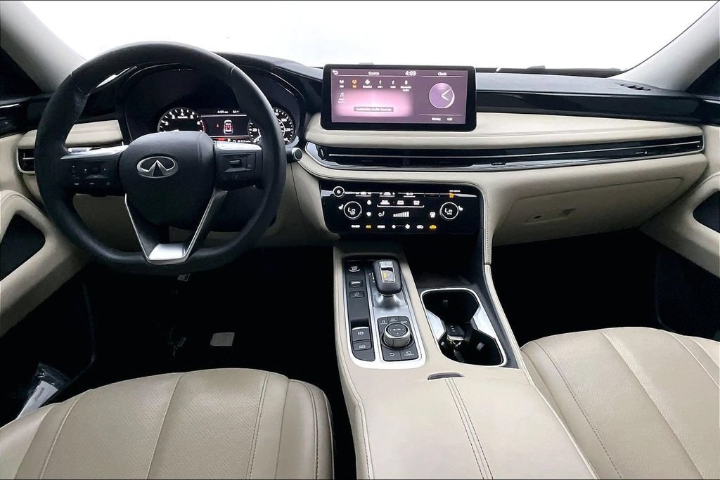 Used 2025 INFINITI QX60 Pure AWD/4WD image 18