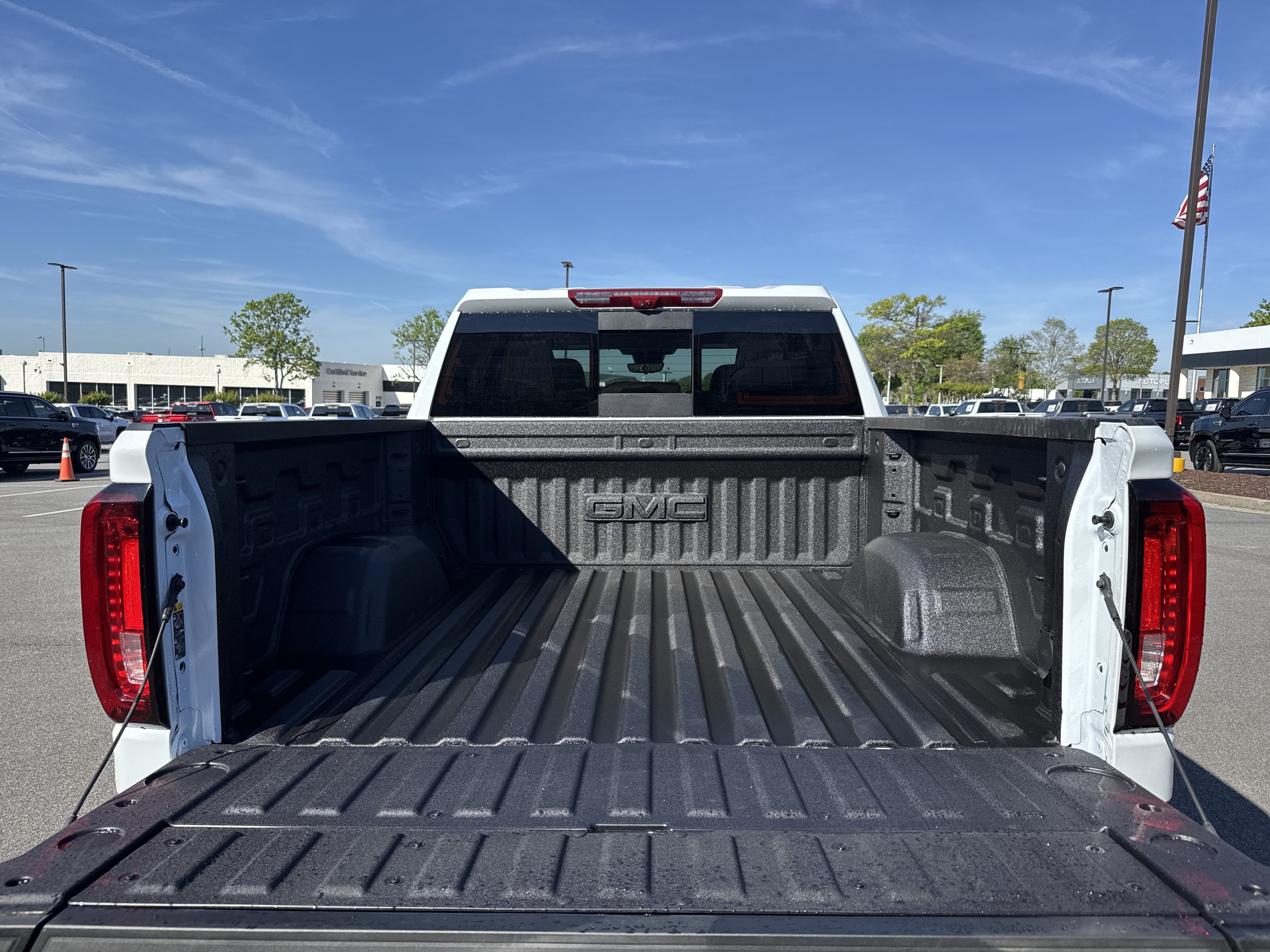 New 2026 GMC Sierra 1500 Denali w/ Denali Reserve Package AWD/4WD image 33