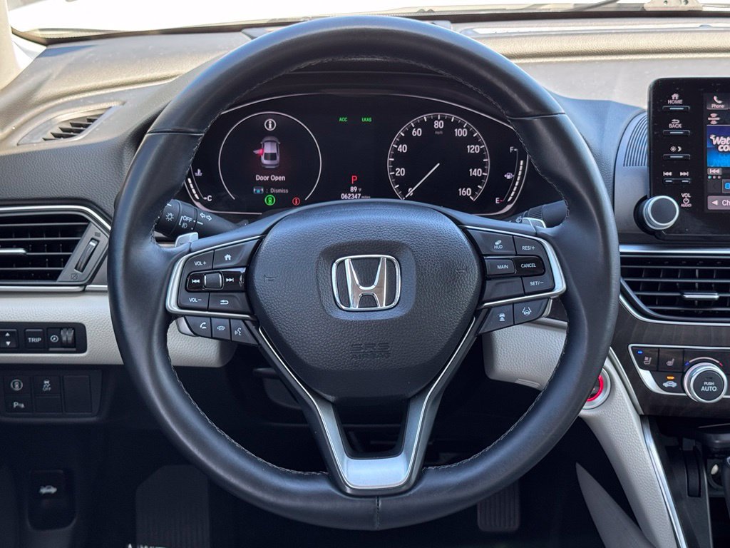 Used 2018 Honda Accord Touring image 7