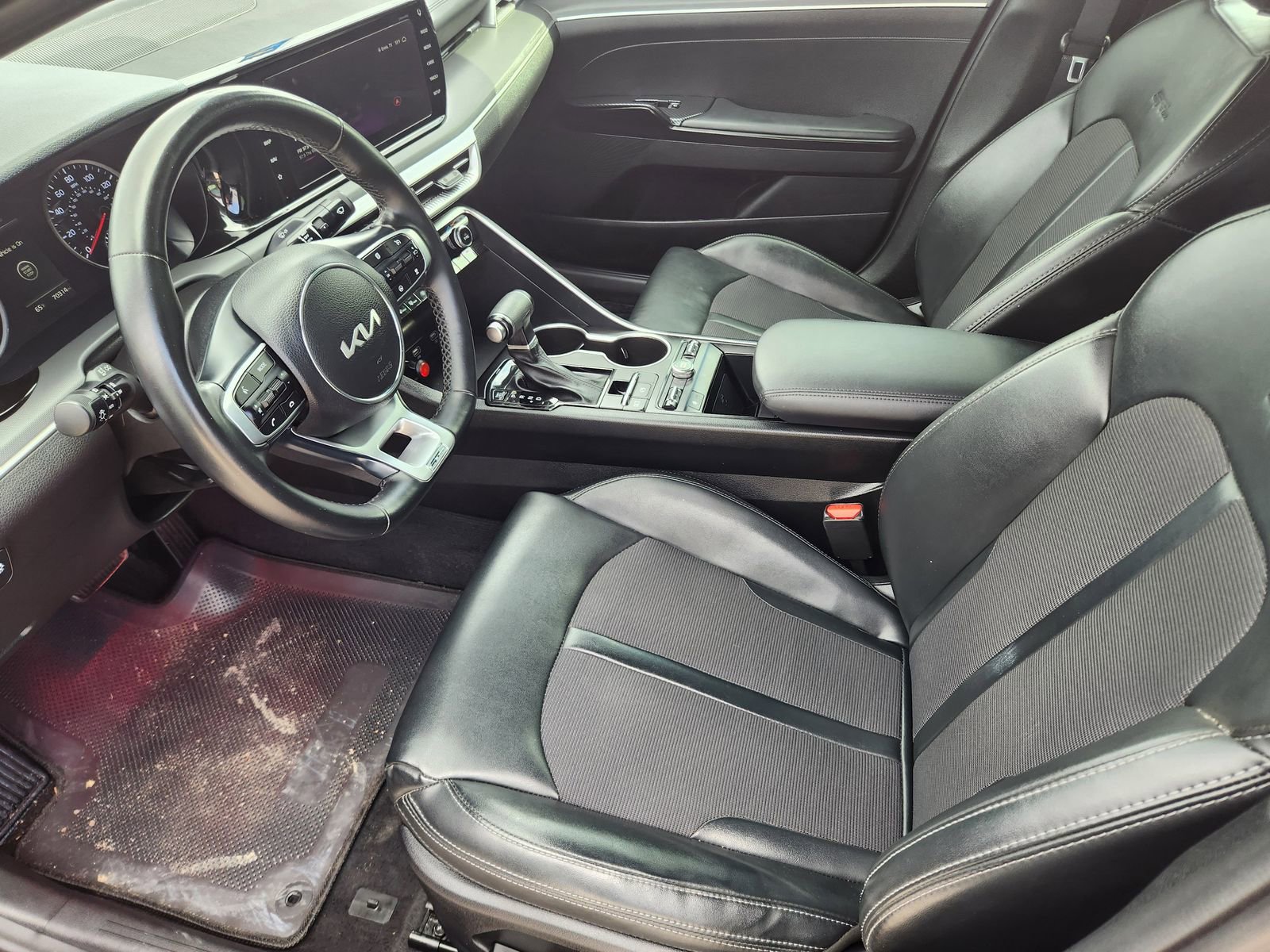 Used 2024 Kia K5 GT-Line w/ GT-Line Premium Package image 13