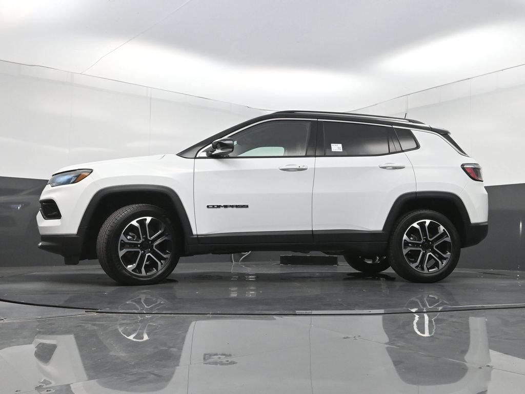Used 2022 Jeep Compass Limited AWD/4WD image 28