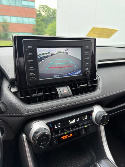 Used 2019 Toyota RAV4 XLE AWD/4WD image 10