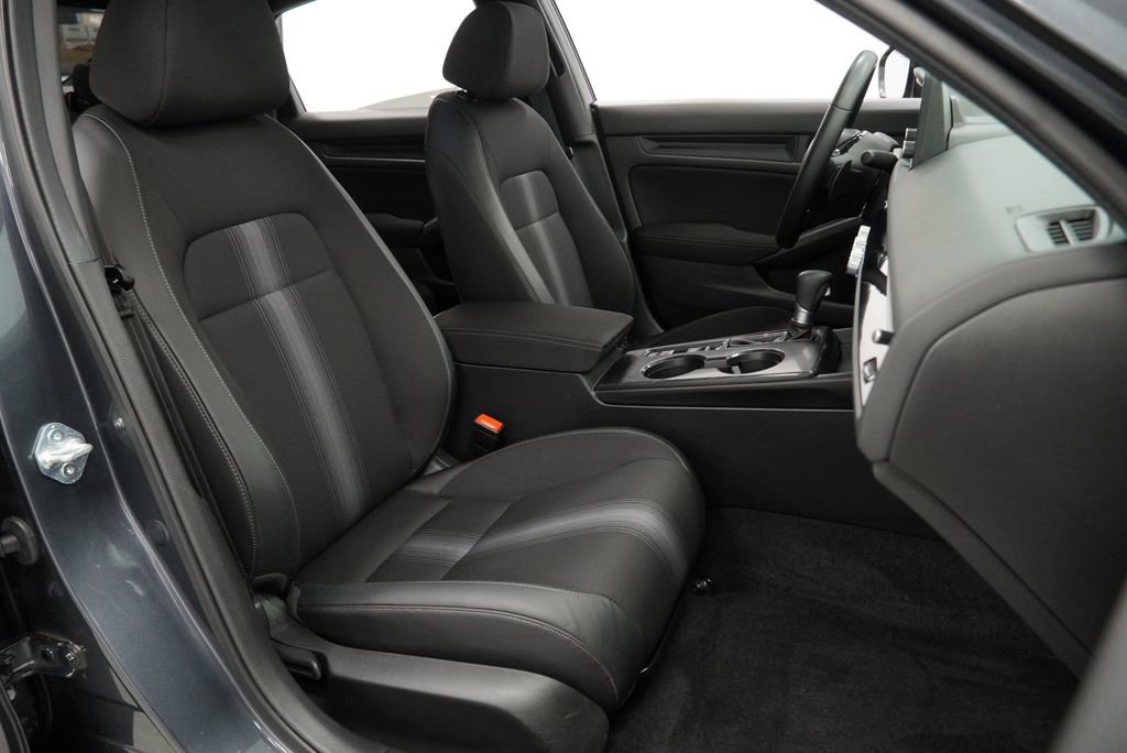 Used 2026 Honda Civic Sport image 41