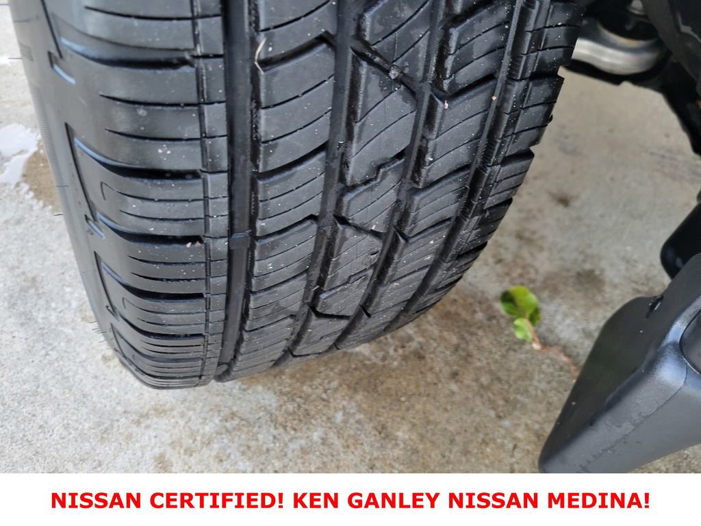 Certified 2023 Nissan Rogue SV image 19