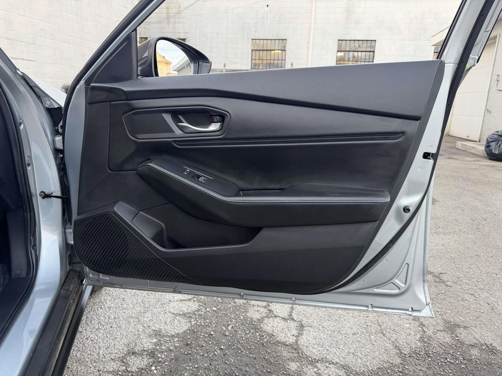 Used 2024 Honda Accord Sport image 18