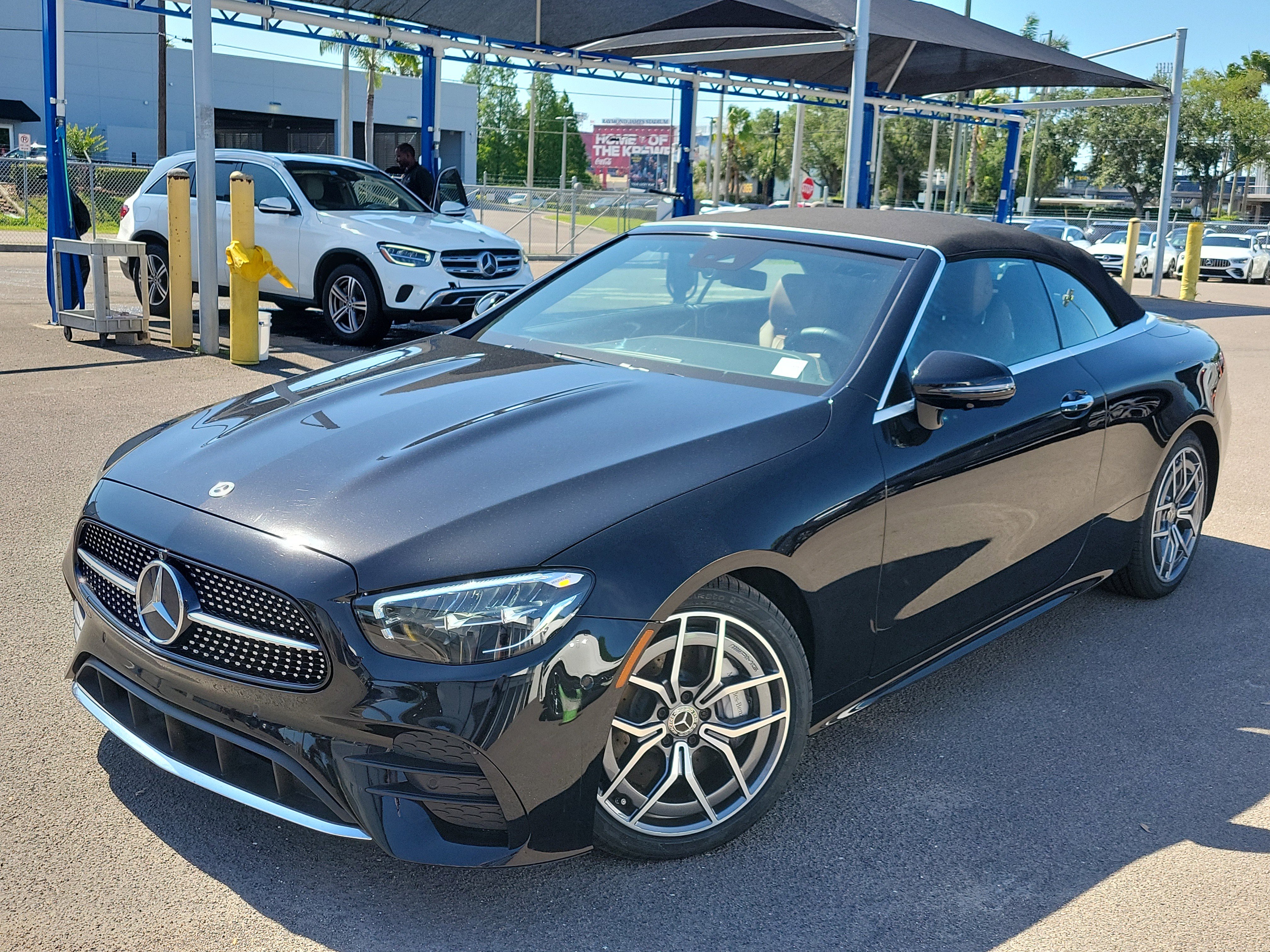 Used 2023 Mercedes-Benz E 450 Cabriolet image 1