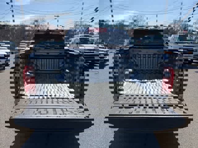 New 2025 GMC Canyon Elevation w/ Convenience Package image 10