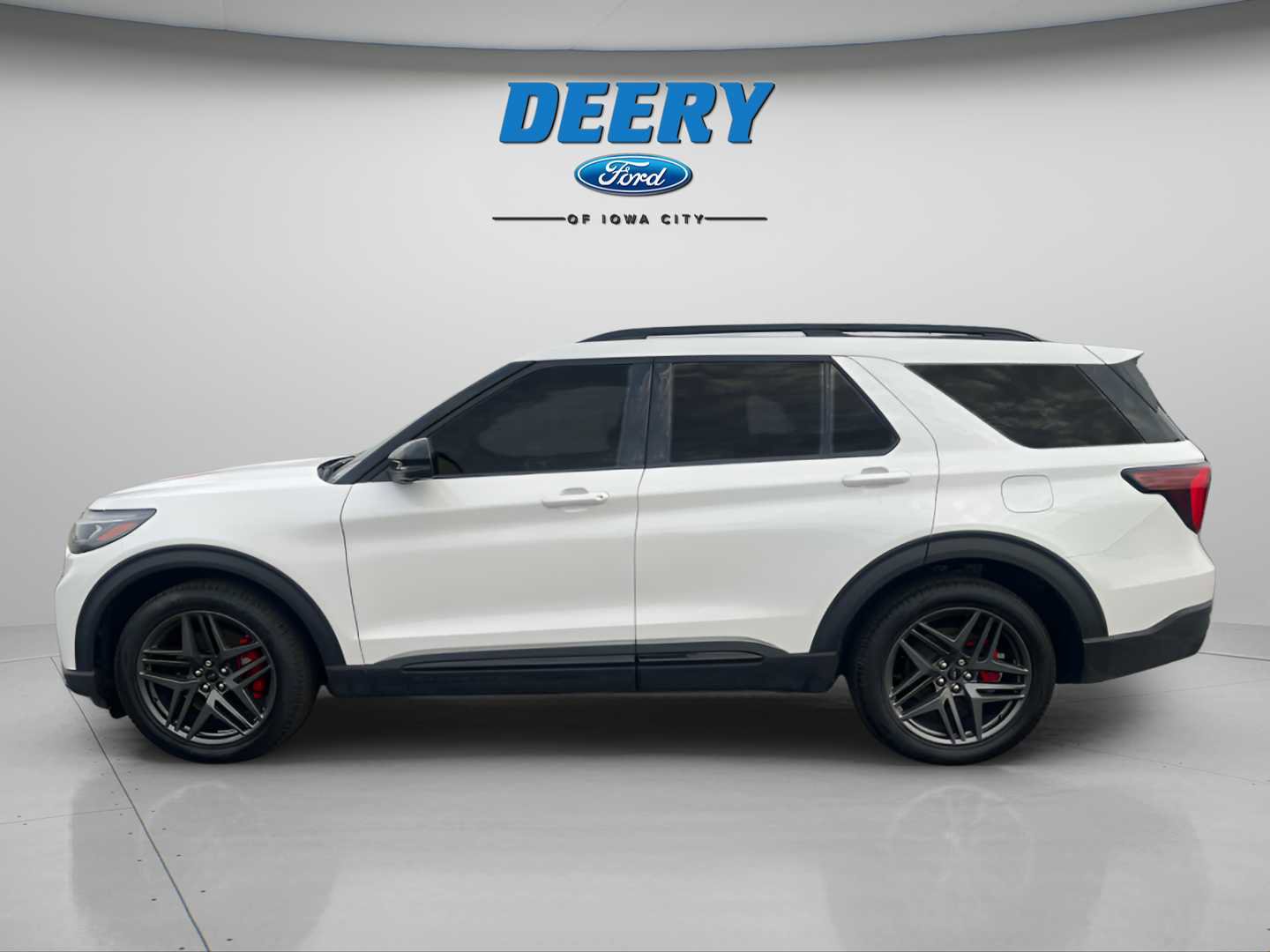 Used 2025 Ford Explorer ST w/ Sun And Sound Package image 5