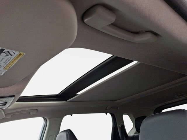 Used 2021 Nissan Rogue Platinum image 17