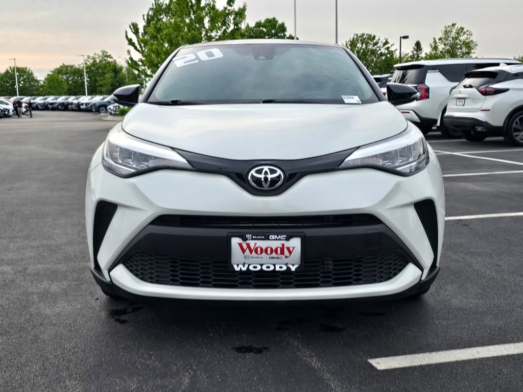 Used 2020 Toyota C-HR XLE FWD image 4